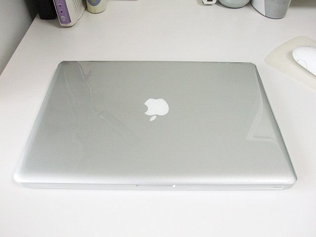 MacBookPro Body 1
